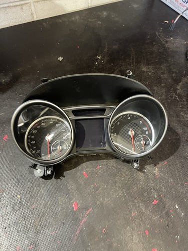Mercedes class instrument - mercedes,